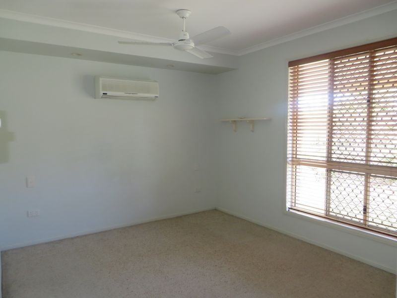 42 LOMANDRA STREET, Boyne Island QLD 4680
