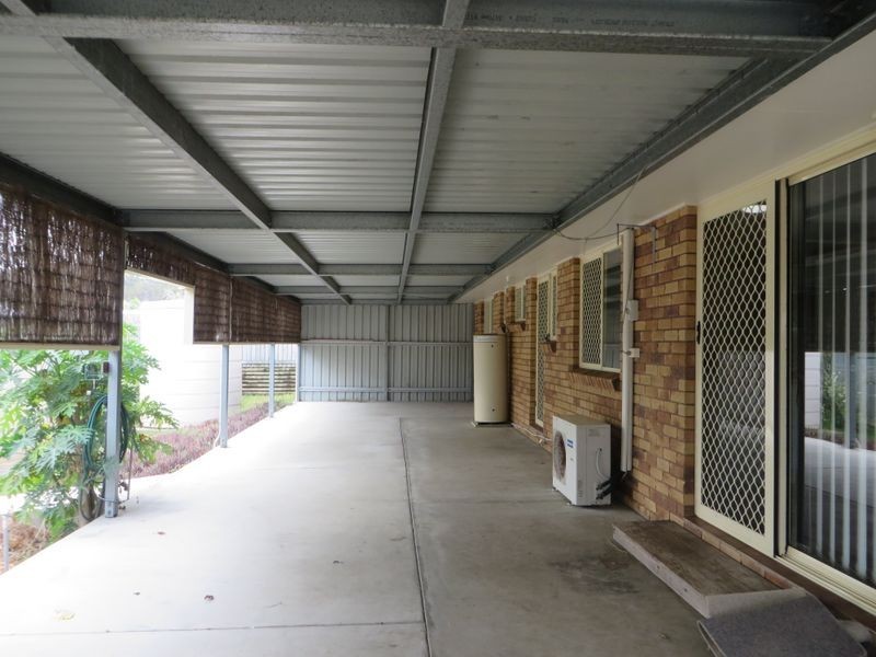 42 LOMANDRA STREET, Boyne Island QLD 4680