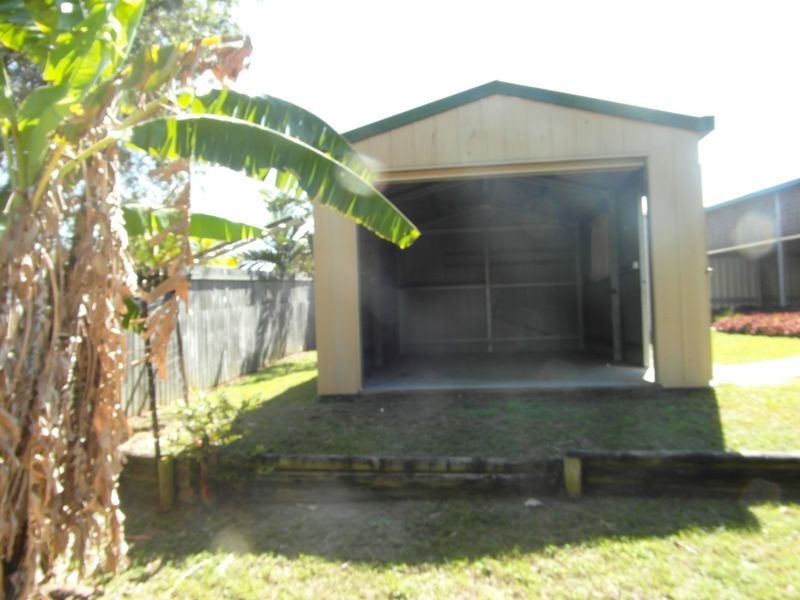42 LOMANDRA STREET, Boyne Island QLD 4680