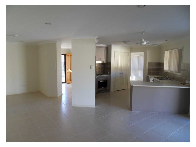 19 LIGHTHOUSE DRIVE, Tannum Sands QLD 4680