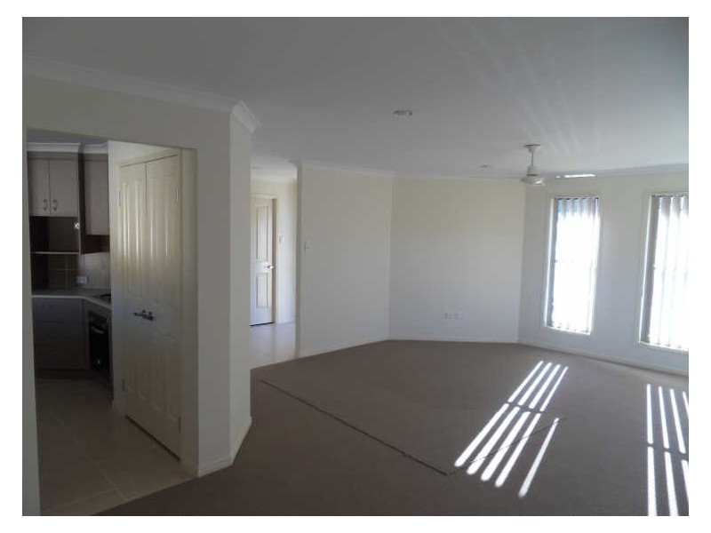 19 LIGHTHOUSE DRIVE, Tannum Sands QLD 4680