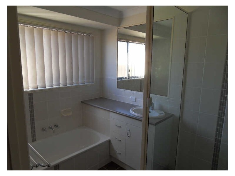 19 LIGHTHOUSE DRIVE, Tannum Sands QLD 4680