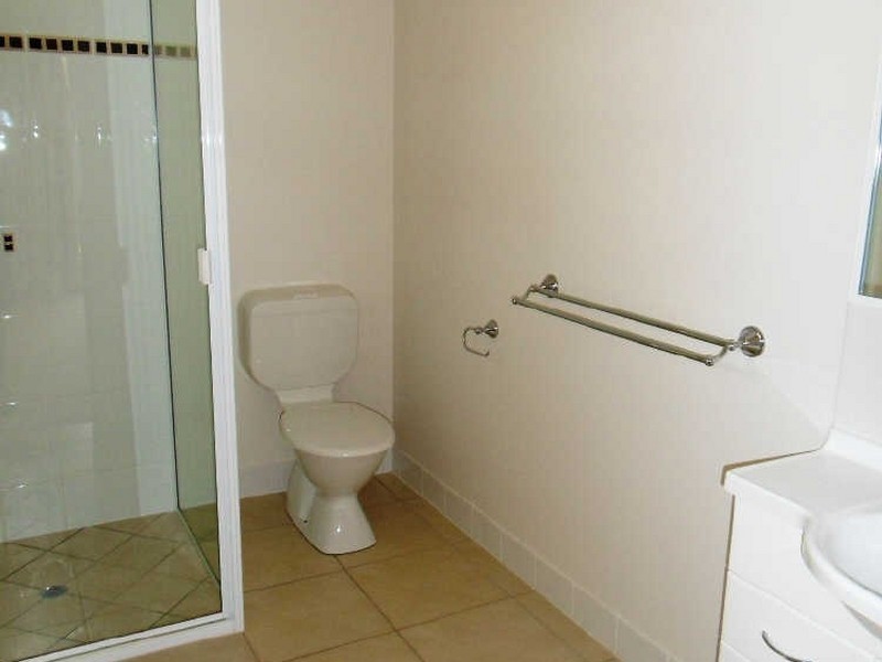 4 MELANIE COURT, Boyne Island QLD 4680