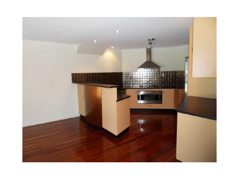 48 Malpas Street, Boyne Island QLD 4680