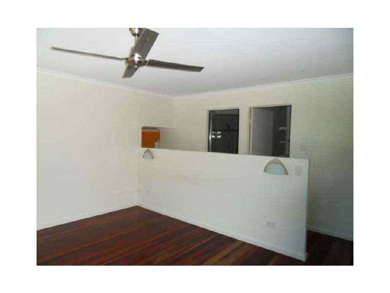 48 Malpas Street, Boyne Island QLD 4680