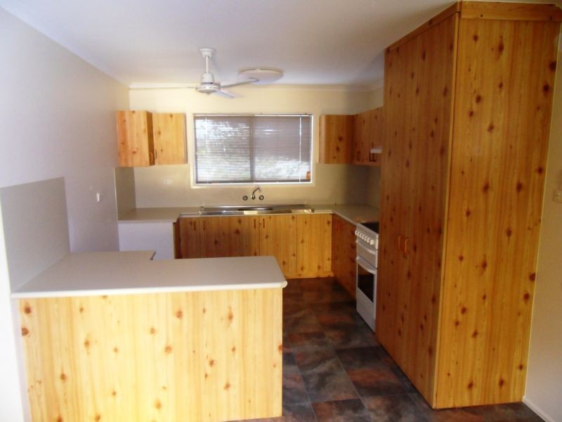 30 HANDLEY DRIVE, Boyne Island QLD 4680