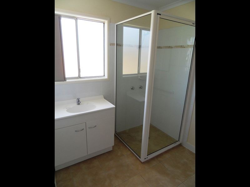 30 HANDLEY DRIVE, Boyne Island QLD 4680