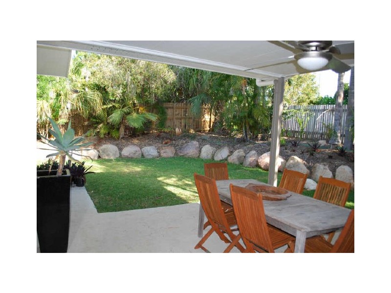 11 Macedon Street, Tannum Sands QLD 4680