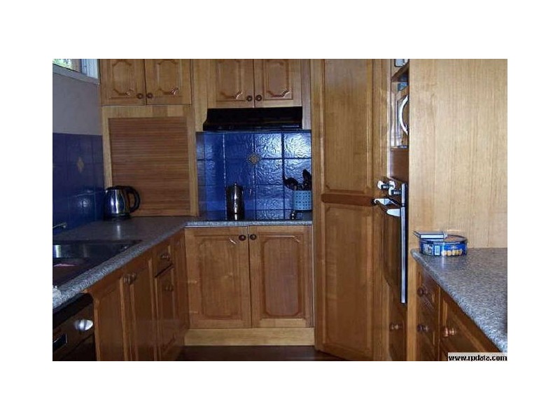 7 Tarcoola Drive, Boyne Island QLD 4680