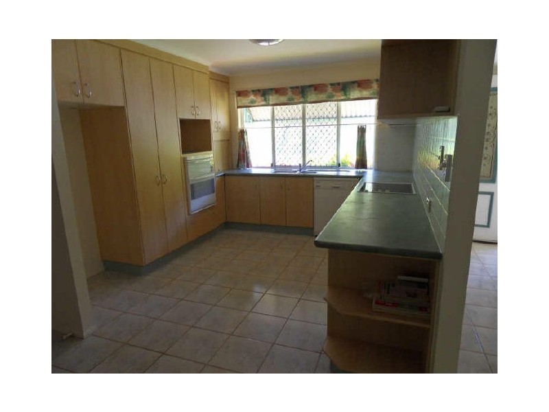 87 The Oaks Road, Tannum Sands QLD 4680