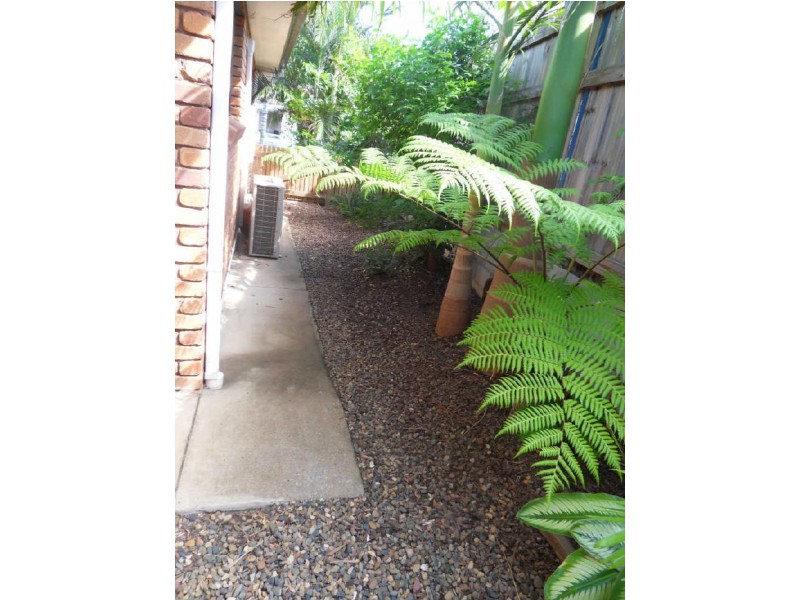 1/3 Fox Court, Tannum Sands QLD 4680