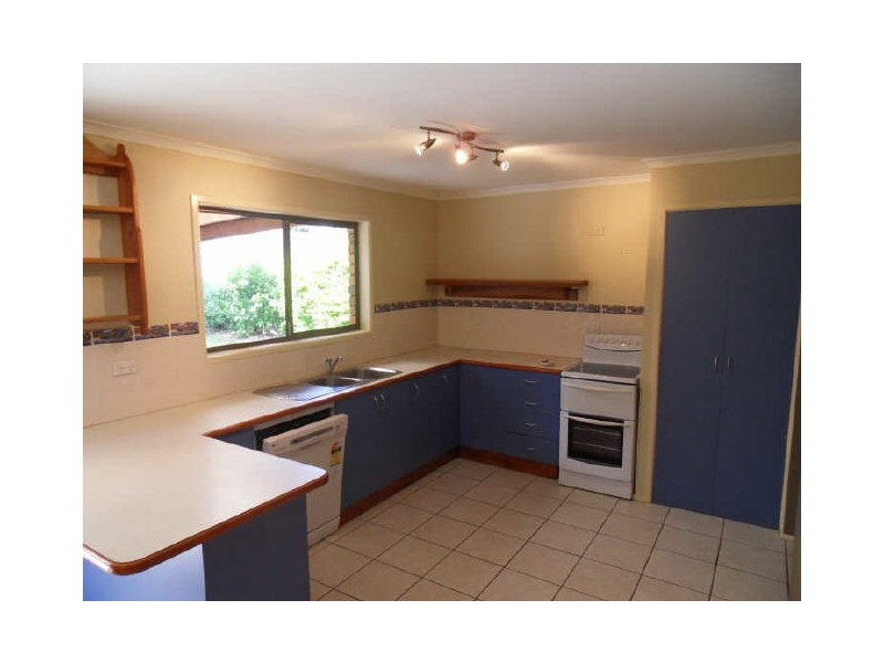 1/3 Fox Court, Tannum Sands QLD 4680