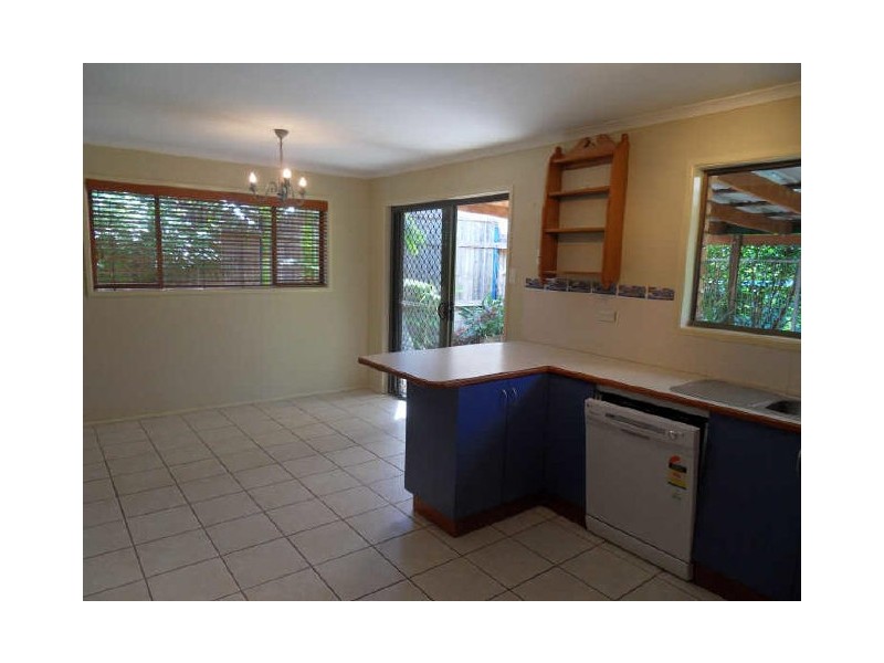 1/3 Fox Court, Tannum Sands QLD 4680