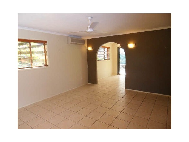 1/3 Fox Court, Tannum Sands QLD 4680