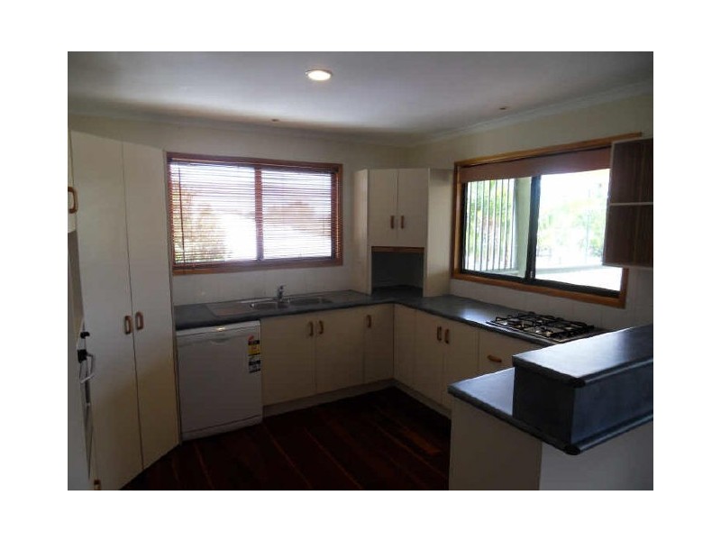 29 Wyndham Avenue, Boyne Island QLD 4680