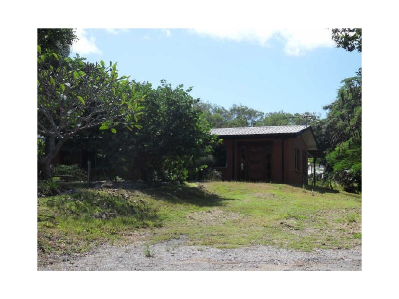 2 Mounter Street, Boyne Island QLD 4680