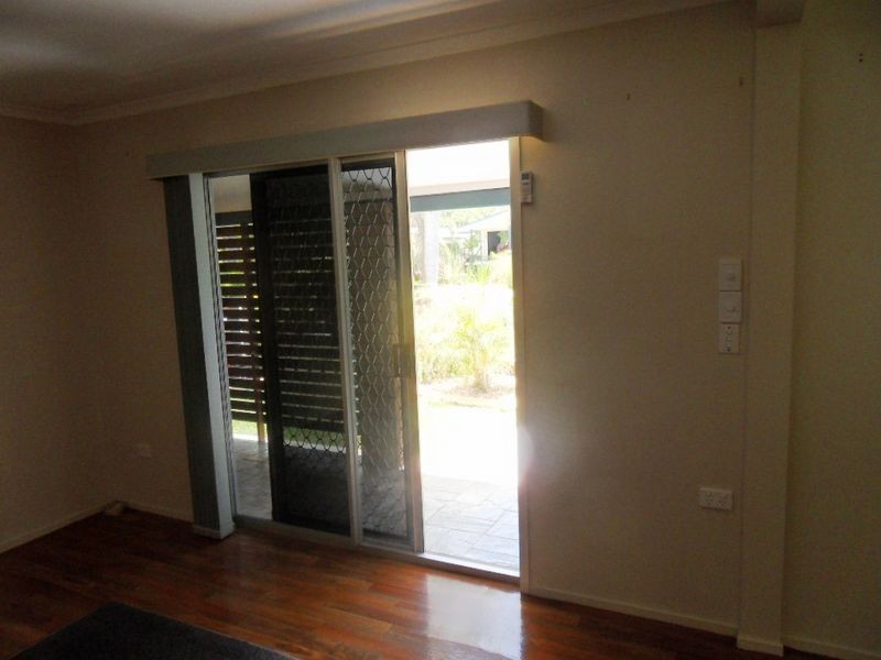 35 ALKINA CRESCENT, Boyne Island QLD 4680
