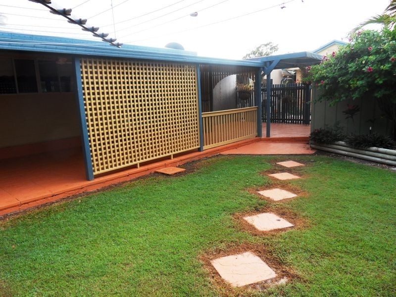 35 ALKINA CRESCENT, Boyne Island QLD 4680