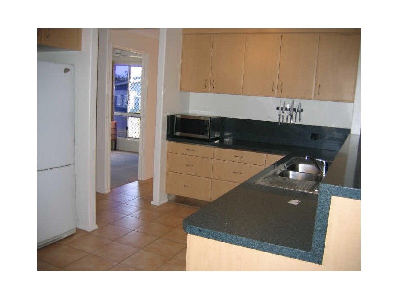 7 Riverside Drive, Tannum Sands QLD 4680