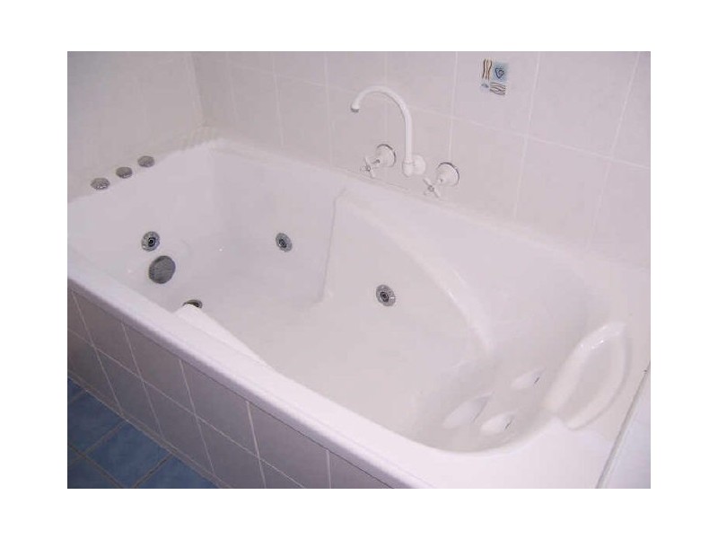 7 Riverside Drive, Tannum Sands QLD 4680