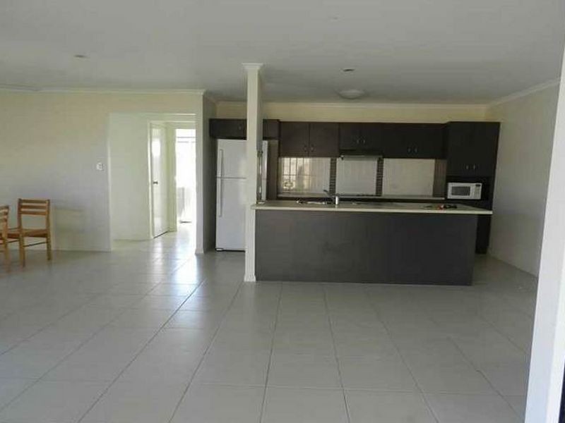 16 Surita Court, Boyne Island QLD 4680