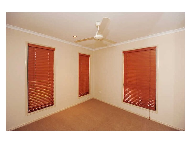 24 GOLF VIEW DRIVE, Boyne Island QLD 4680