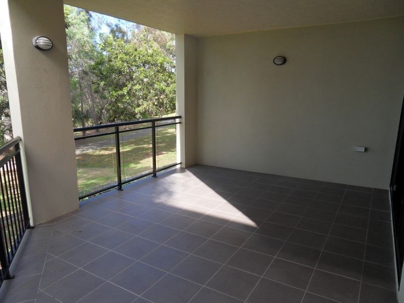 2/8a WYNDHAM AVENUE, Boyne Island QLD 4680