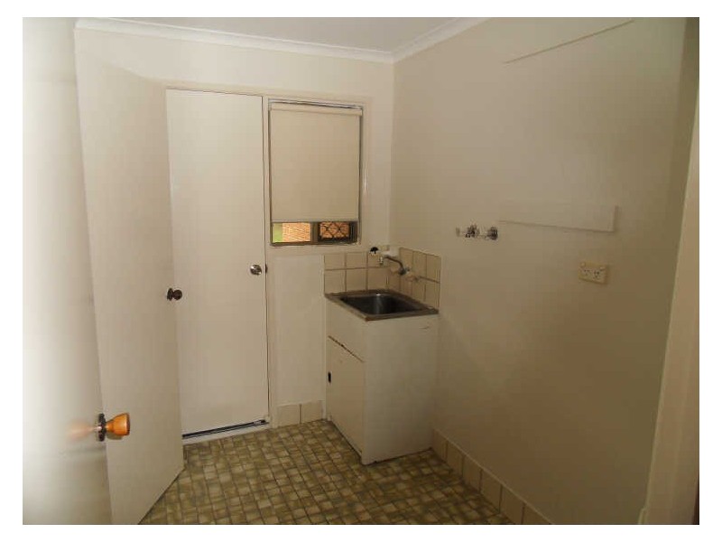 12 DAVINA STREET, Boyne Island QLD 4680