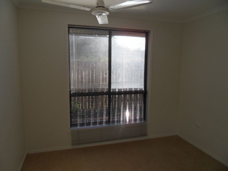 11 STELLA STREET, Boyne Island QLD 4680