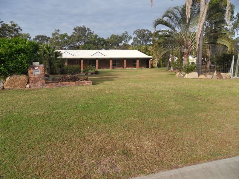 18 GOLDEN AVENUE, Tannum Sands QLD 4680
