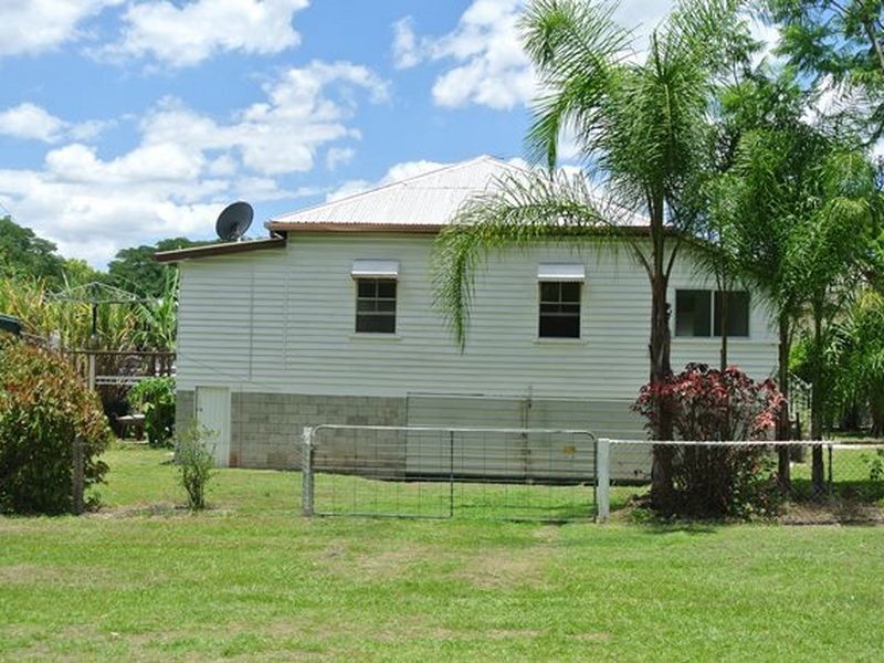 8 Marshall Street, Bororen QLD 4678