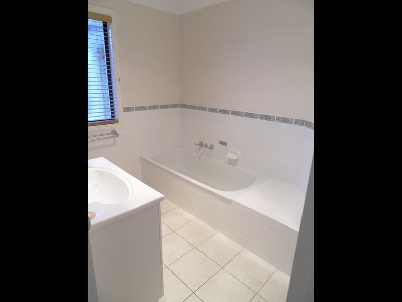 38 BEVINGTON STREET, Tannum Sands QLD 4680