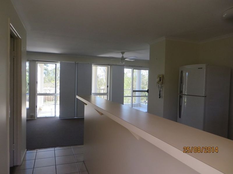 2/4 PITTSBAY CRESCENT, Boyne Island QLD 4680