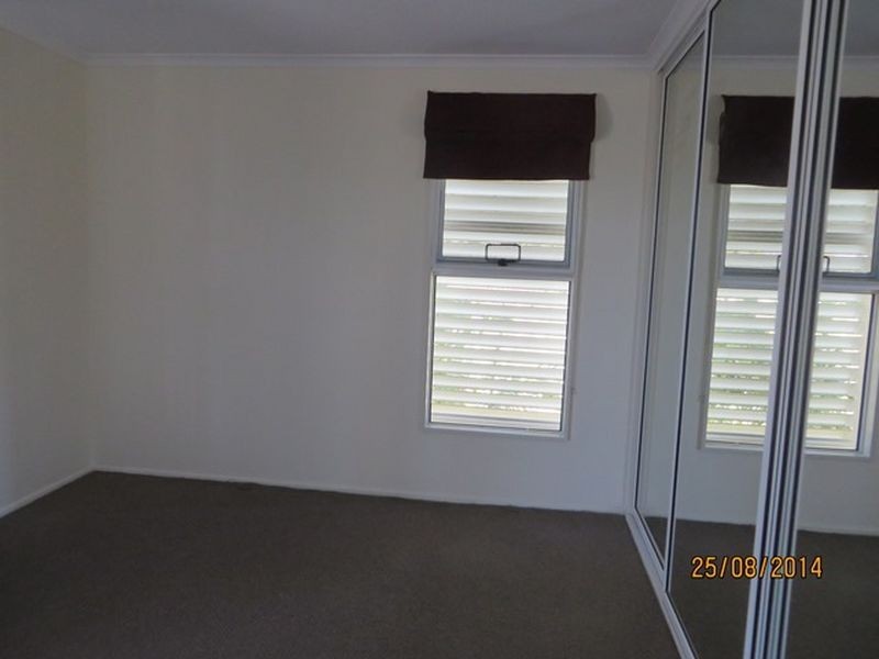 2/4 PITTSBAY CRESCENT, Boyne Island QLD 4680