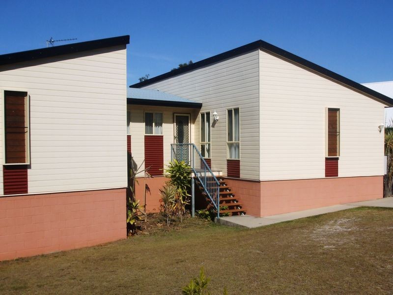 32 PRYDE STREET, Tannum Sands QLD 4680