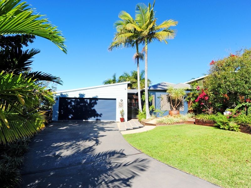 3 ISLAND VIEW COURT, Tannum Sands QLD 4680