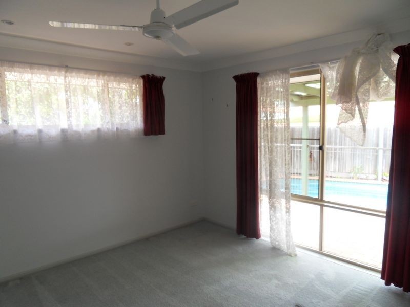 3 MINYA CLOSE, Boyne Island QLD 4680