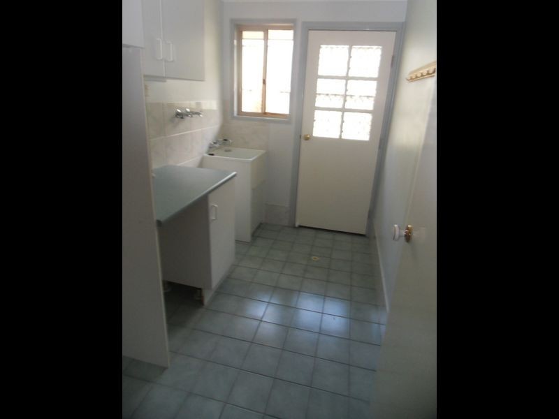 3 MINYA CLOSE, Boyne Island QLD 4680