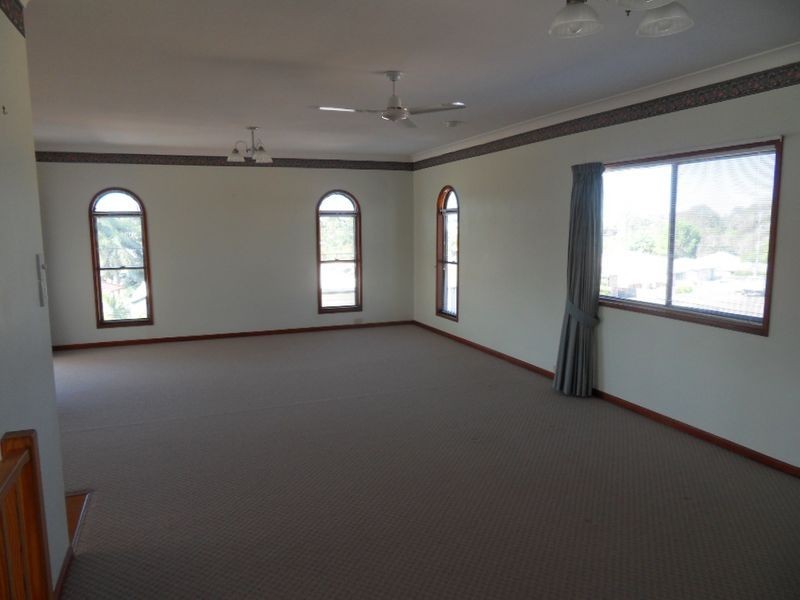 15 Richard Street, Boyne Island QLD 4680
