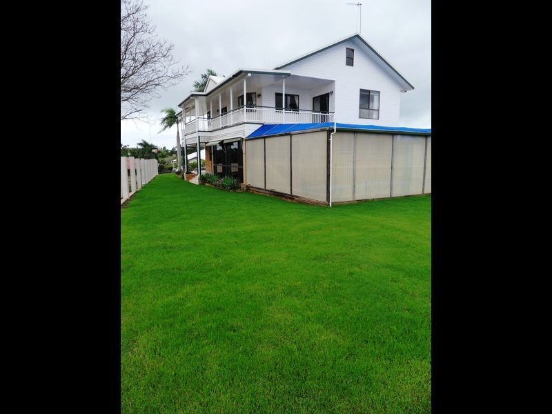 15 Richard Street, Boyne Island QLD 4680