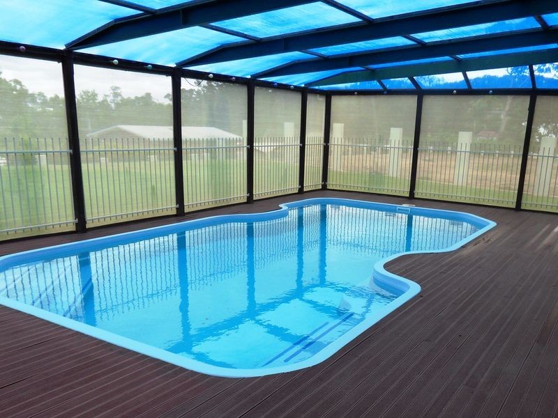 15 Richard Street, Boyne Island QLD 4680