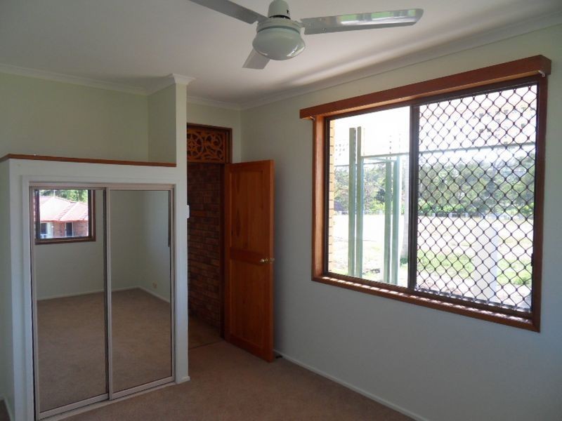 15 Richard Street, Boyne Island QLD 4680