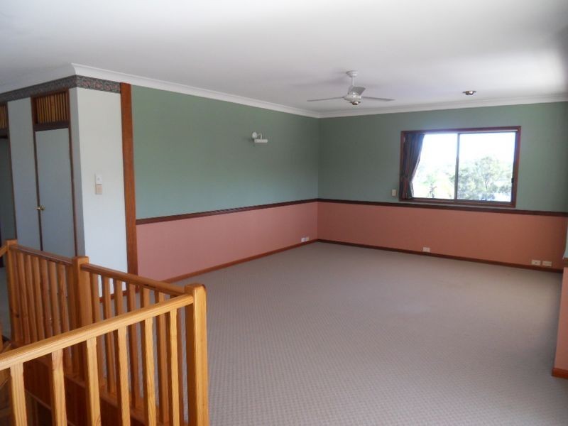 15 Richard Street, Boyne Island QLD 4680
