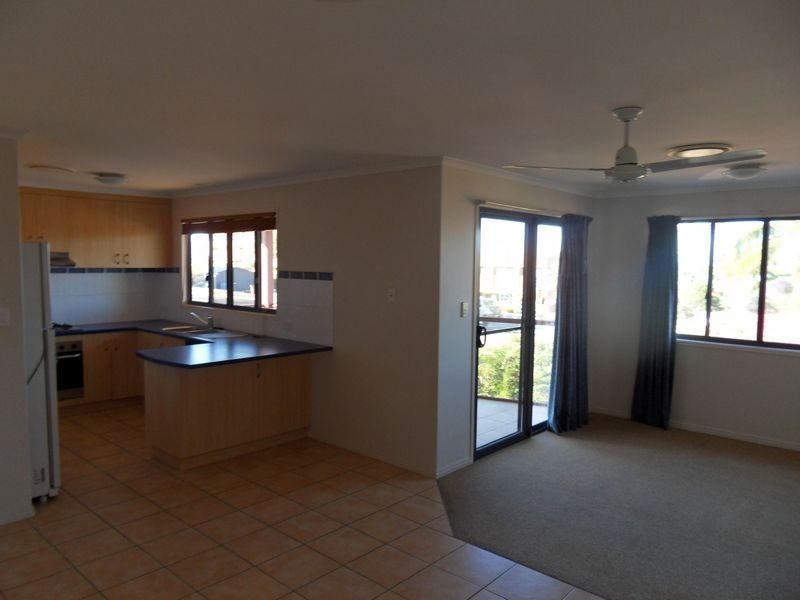 2/113 Central Lane, Gladstone QLD 4680