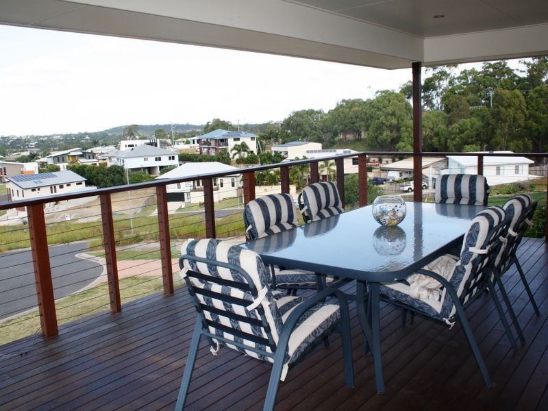 15 Jenny Lind Court, Boyne Island QLD 4680