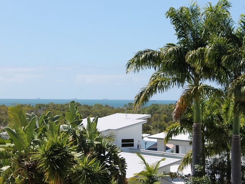 9 Stoney Court, Tannum Sands QLD 4680