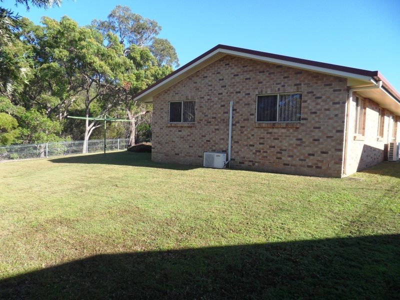 11 BALLOOK STREET, Boyne Island QLD 4680