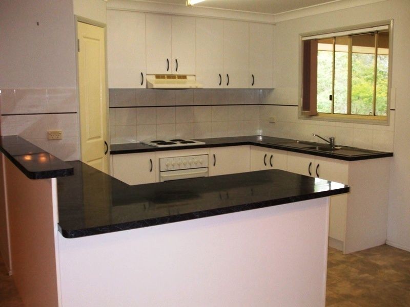 11 BALLOOK STREET, Boyne Island QLD 4680