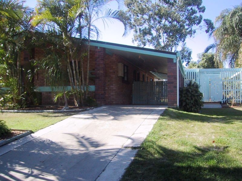 15 LATROBE STREET, Tannum Sands QLD 4680