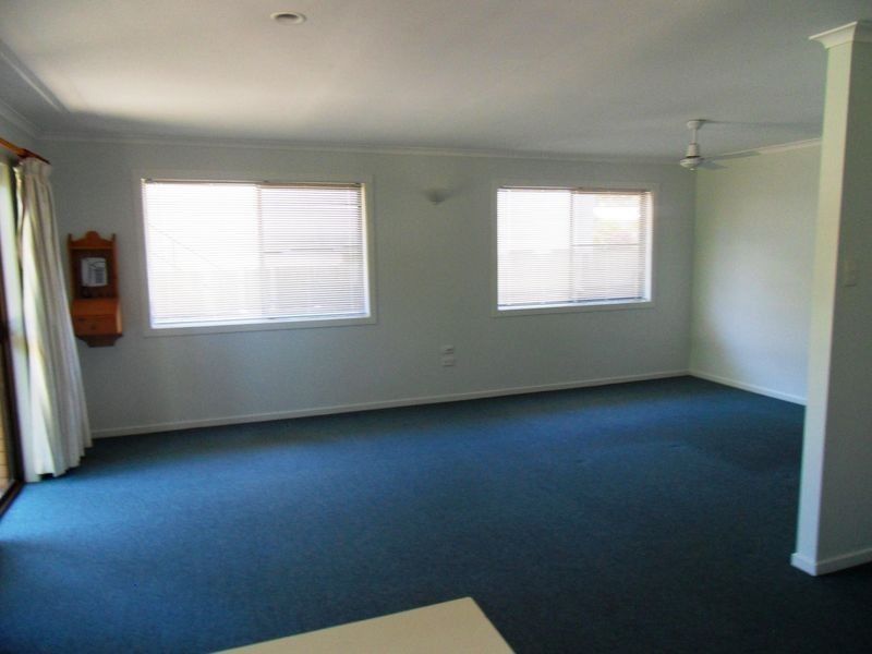 15 LATROBE STREET, Tannum Sands QLD 4680